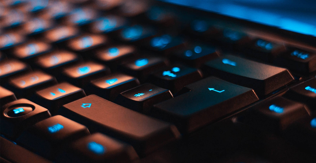 high def photo of keyboard